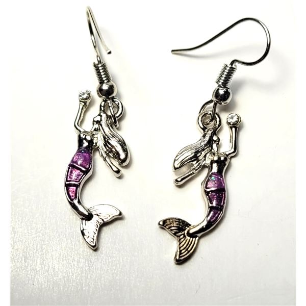 22) SET OF SILVER TONE WITH LAB CREATED PINK