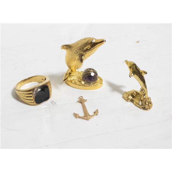 GOLD TONE DOLPHINS AND BLACK STONE RING