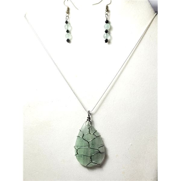 17)   NATURAL WIRE WRAPPED GREEN FLOURITE