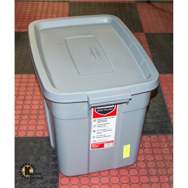 NEW RUBBERMAID 68 LITRE ROUGHNECK TOTE WITH LID