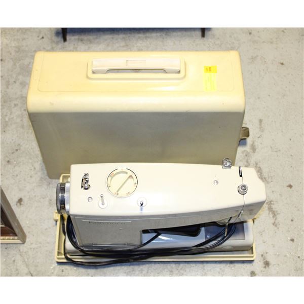 VINTAGE SEARS WORKING SEWING MACHINE WITH