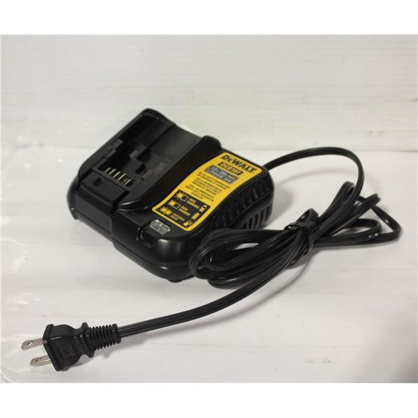 DEWALT BATTERY CHARGER DCB107