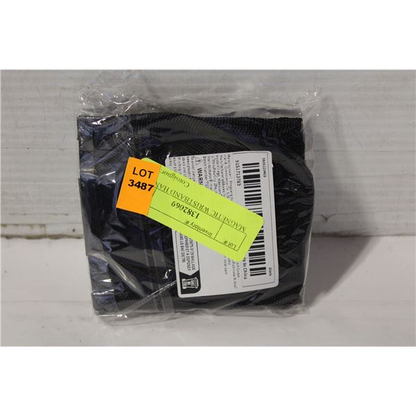 MAGNETIC WRISTBAND HANDI