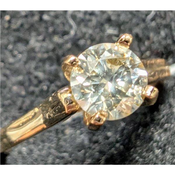 BZ2107-15E 10K 0.7CT NATURAL DIAMOND RING