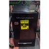 Image 2 : NEW FRIGIDAIRE EFR376 BLACK MINI FRIDGE W/BOTTLE