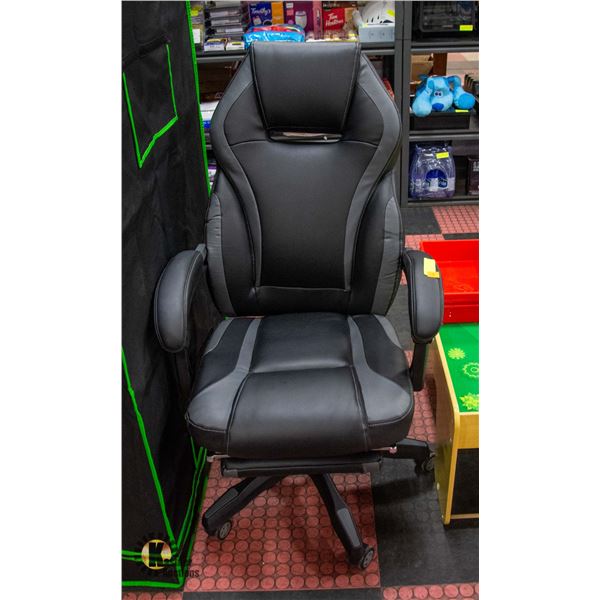 NEWLY ASSEMBLED ESSENTIALS GAMING CHAIR