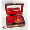 Image 2 : VINTAGE ASIAN ENAMELED LOCKING JEWELRY BOX