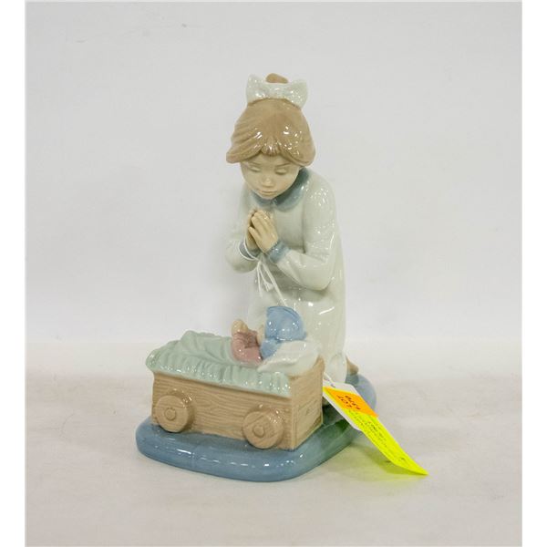 NAO DAISA HANDMADE IN SPAIN BY LLADRO "SHARING A