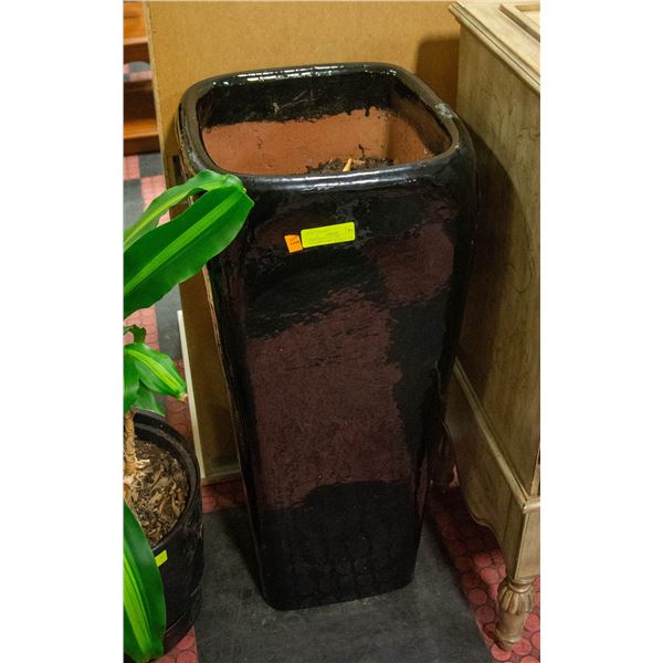 LARGE BLACK 3FT TALL CERAMIC POT