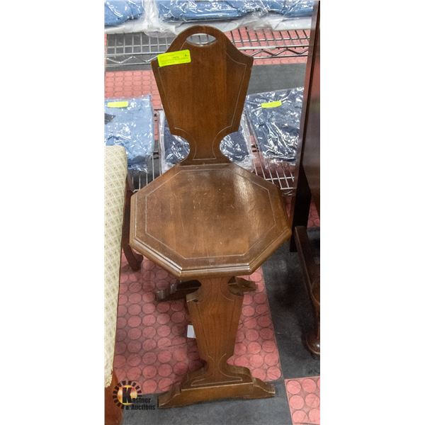 ANTIQUE SOLID WOOD ARMLESS STOOL W/BACK