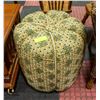 Image 1 : FRENCH PROVINCIAL STYLE OTTOMAN UPHOLSTERED
