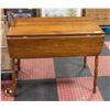 Image 2 : VINTAGE SOLID WOOD DINING TABLE WITH