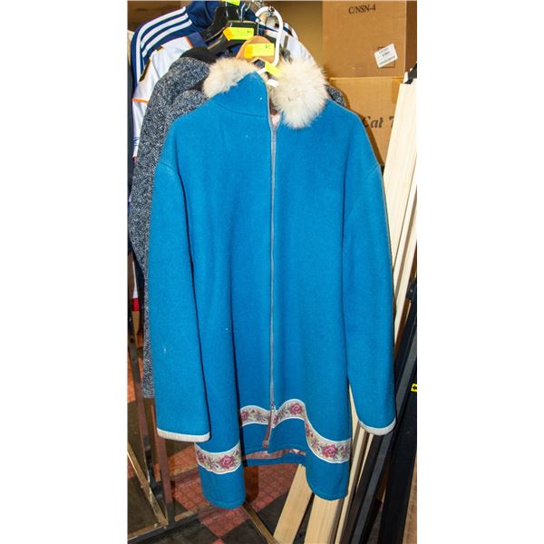 VINTAGE MADE IN NWT BLUE WOOL PARKA WITH