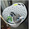 Image 1 : 2 TALL PLASTIC LAUNDRY HAMPERS WITH