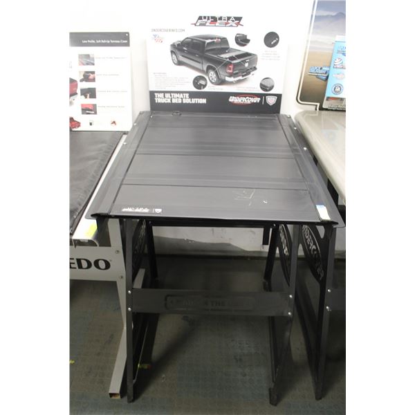 BAILIFF SEIZED ULTRA FLEX TONNEAU COVER DISPLAY