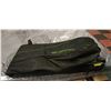 Image 1 : SNOWBOARD CARRING BAG ON WHEELS