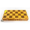 Image 2 : VINTAGE WOODEN CHESS SET IN CASE