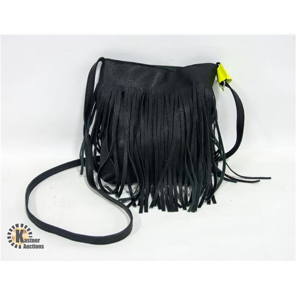 SMALL BLACK LEATHER PURSE WITH TASSELS AND