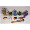 Image 1 : LOT OF 9 WINDOW HANGINGS INCL 2 STAINED ANGELS
