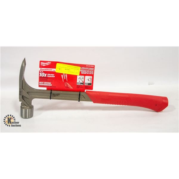 MILWAUKEE 28 OZ MILLED FACE FRAMING HAMMER