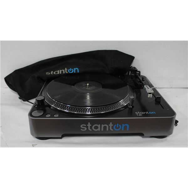 STANTON RECORD PLAYER