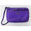Image 1 : PURPLE COACH WRISTLET