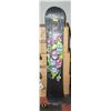 Image 1 : SNOWBOARD WITH NO BINDINGS (SOME PAINT
