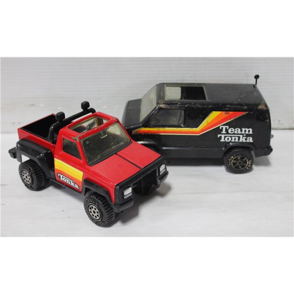 BOX OF 2 TONKA TRUCKS