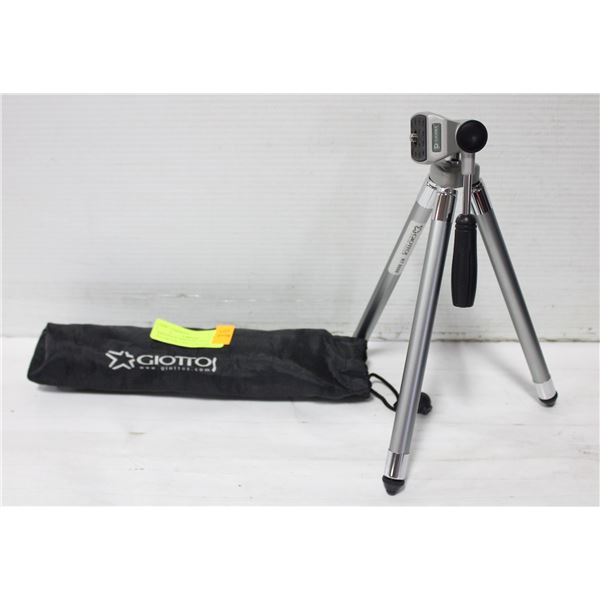GIOTTOS RT8000 PORTABLE TELESCOPIC TRIPOD IN CASE