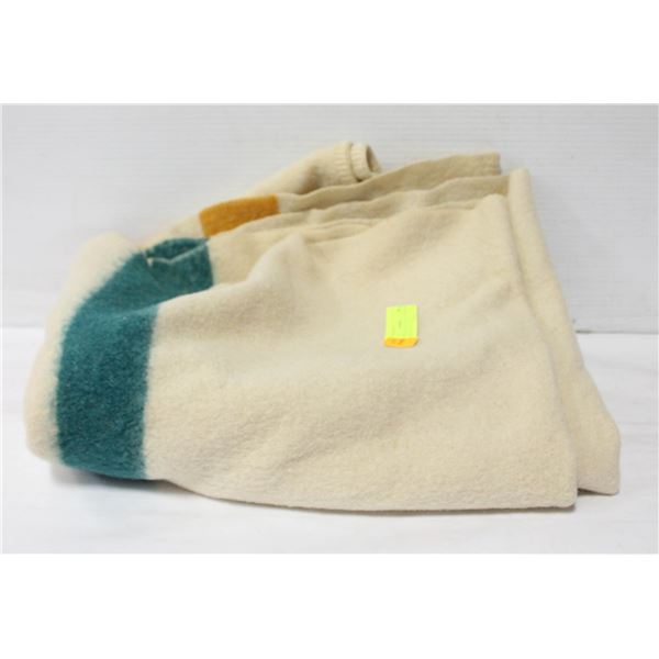 VINTAGE ALL WOOL MOHAWK MADE IN USA