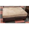 Image 1 : LARGE 38 X 46 OTTOMAN