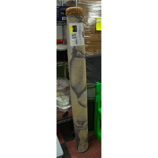 BRAND NEW 5.3X7.6 AREA RUG