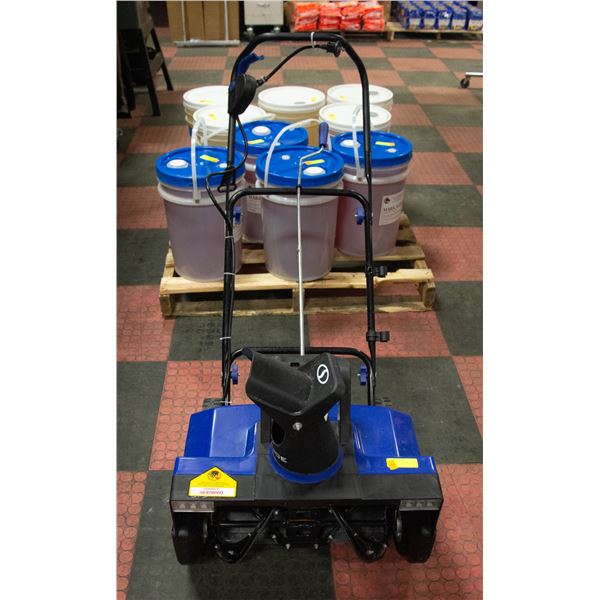 SNOW JOE 22" SNOW THROWER