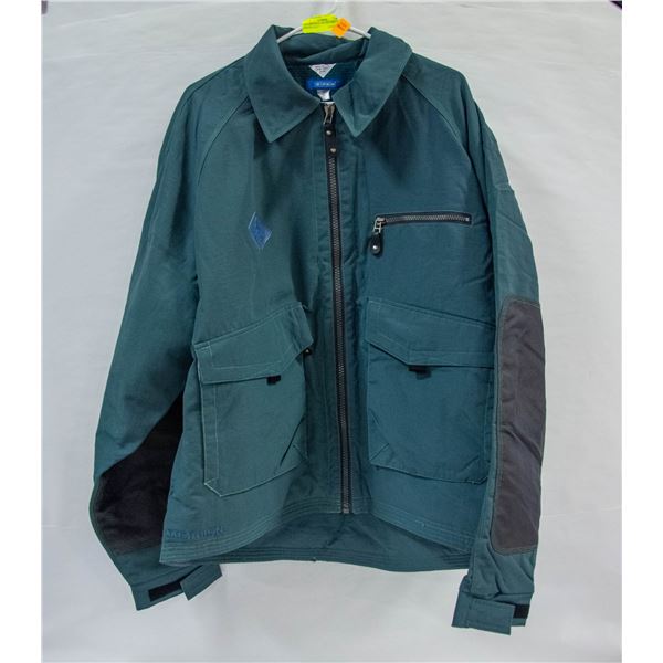 NEW DEC4THALON L GREEN WINTER COAT