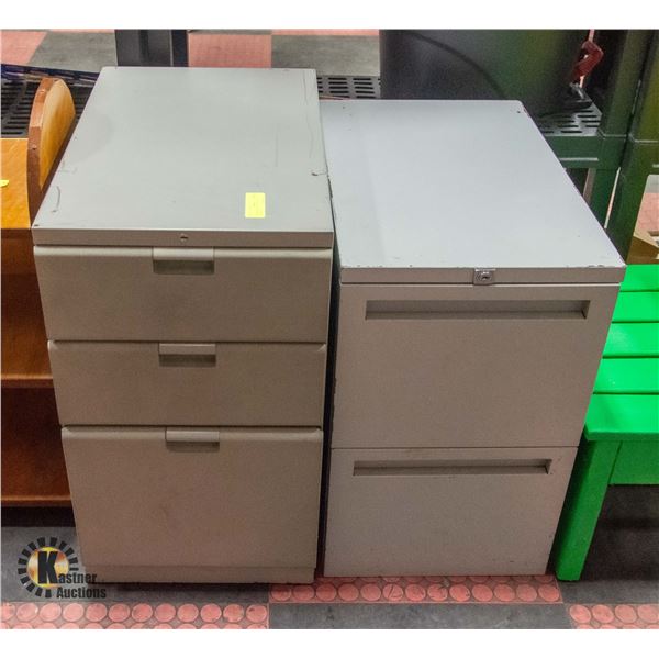 PAIR OF SMALL METAL FILING CABINETS