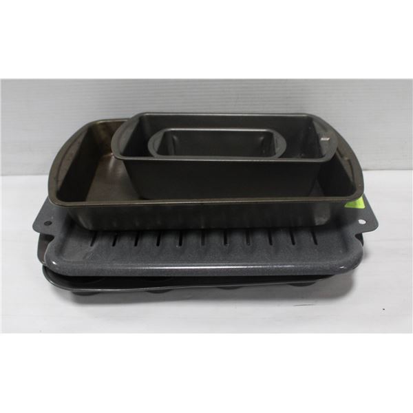 SET OF BAKING DISHES AND ROASTING PANS ETC