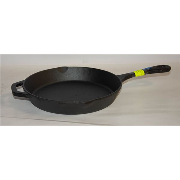 NEW PRE-SEASON 10" CAST IRON SKILLET / FRYING PAN
