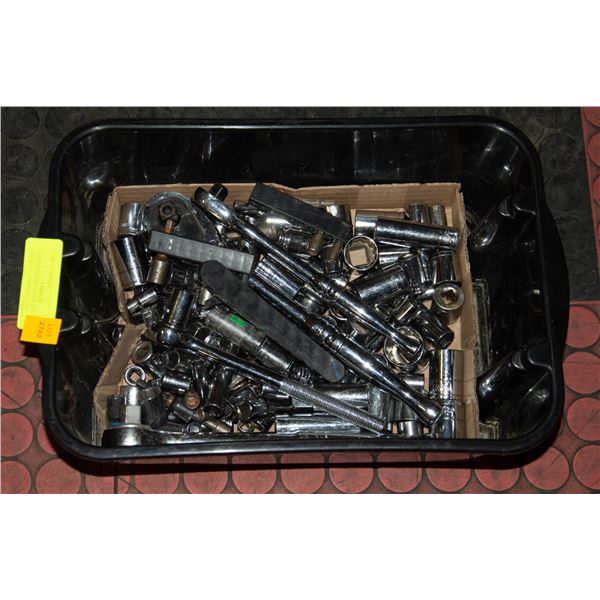 ESTATE TOOLS - LOT OF SOCKETS AND RATCHETS