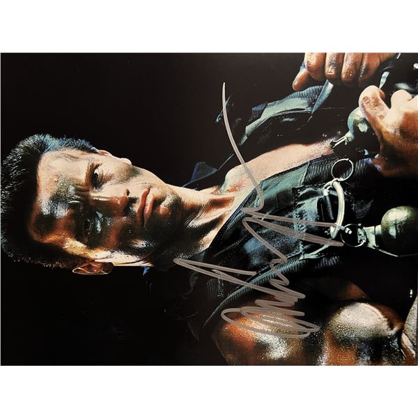 Predator Arnold Schwarzenegger signed movie photo