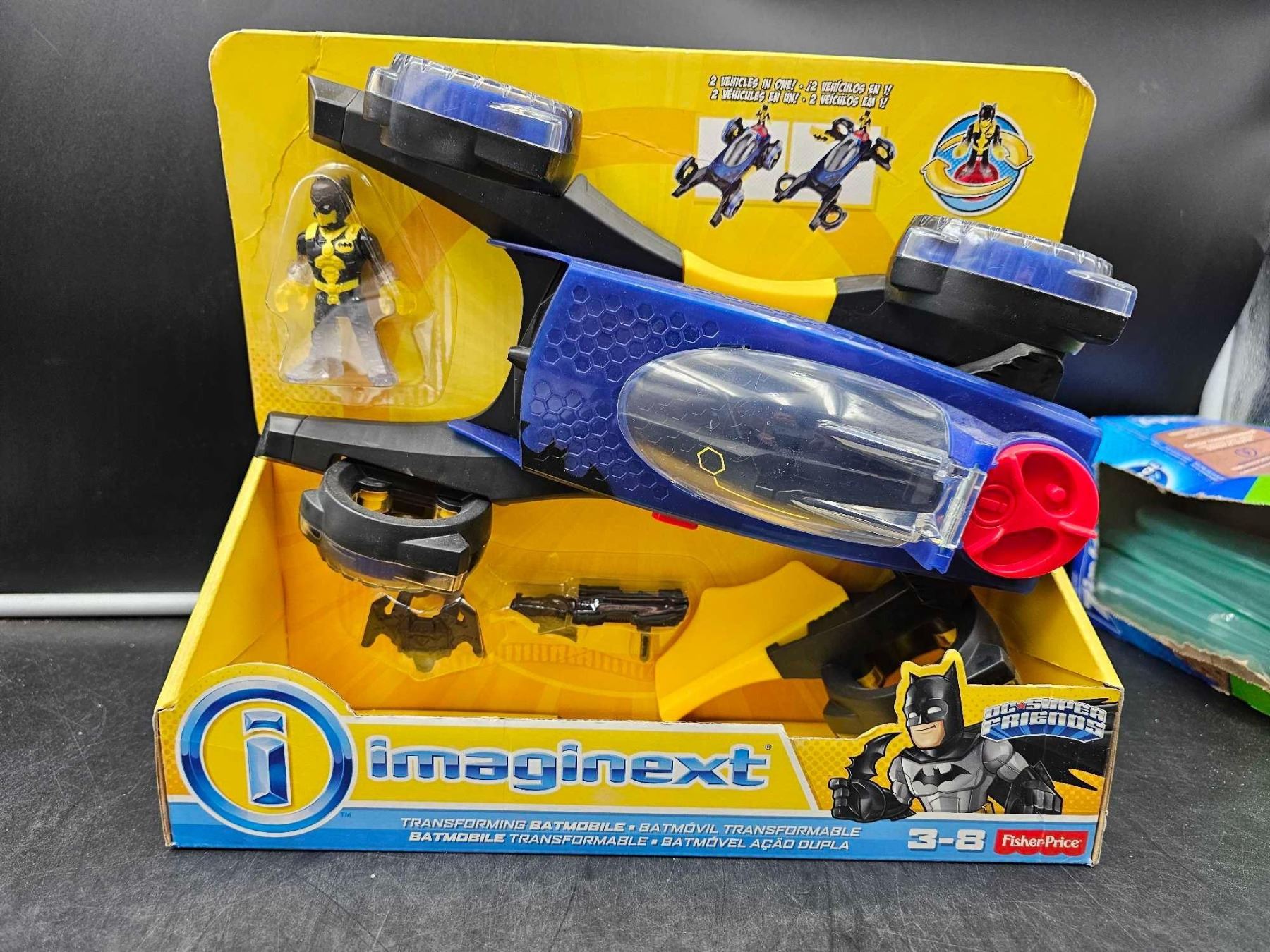 Imaginext Pi Fisher Price Imaginext DC Super Friends Batman transforming Batmobile plane