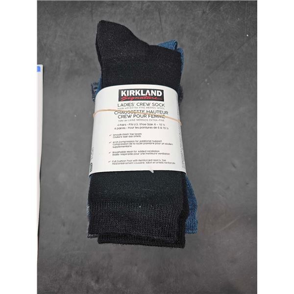 Kirkland Ladies Crew Sock made with extra-fine merino wool