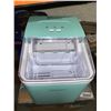 Image 2 : KUMIO Ice Maker Model ICM1232 in Mint Green