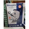 Image 1 : Husqvarna 4-Gallon Backpack Sprayer with 5-Year Warranty