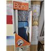 Image 2 : Bona Premium Microfiber Mop for Multiple Surfaces