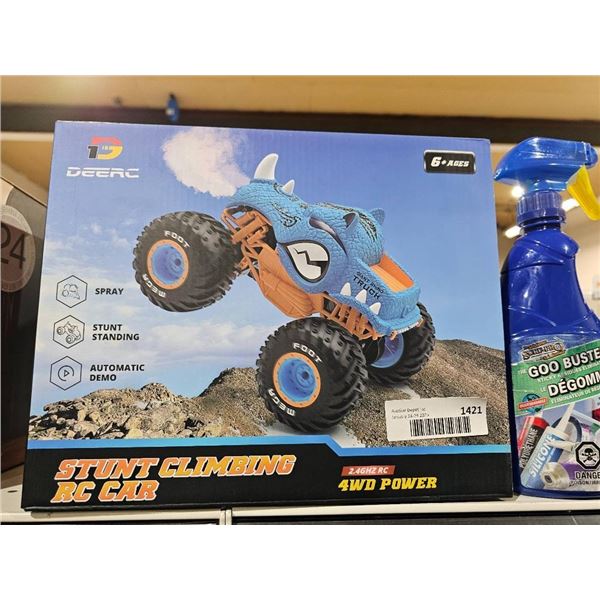 DEERC 4WD Power Stunt Climbing RC Car with Spray and Auto Demo