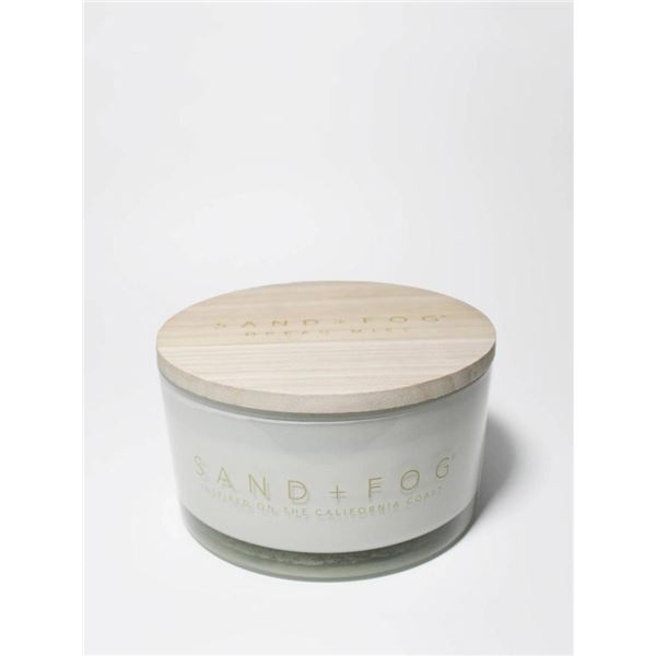 Sand + Fog Ocean Mist Scented Candle with Wooden Lid – 538g