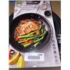 Image 3 : Kirkland Signature 3-Piece Nonstick Fry Pan Set