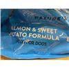 Image 4 : Kirkland Salmon & Sweet Potato Dog Food, 34.9lbs