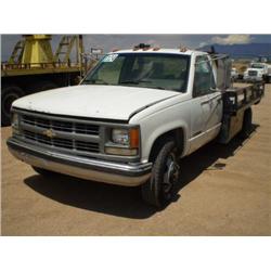 CHEVROLET CHEYENNE 3500 FLATBED TRUCK, s/n 1GBJC34K2RE109539: