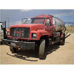 GMC TOPKICK 1,850 GALLON S/A ASPHALT DISTRIBUTOR TRUCK, s/n 1GDM7H1J8PJ502371: